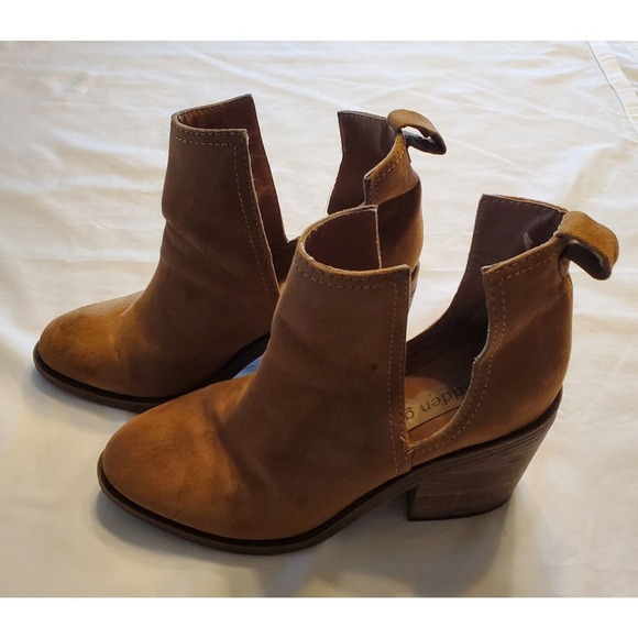 Madden Girl Suede Booties Sharron Style Womens Size 8 M - Picture 1 of 6